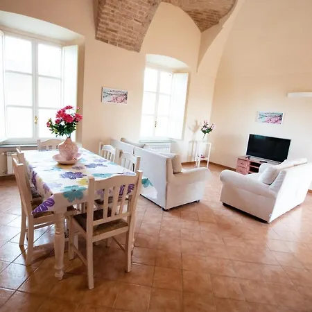 La Bordona Village&holidays *